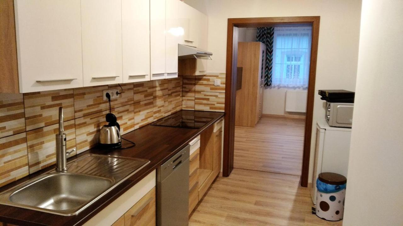 Apartmany Kukacci Hnizdo Benesov nad Ploucnici Exterior photo